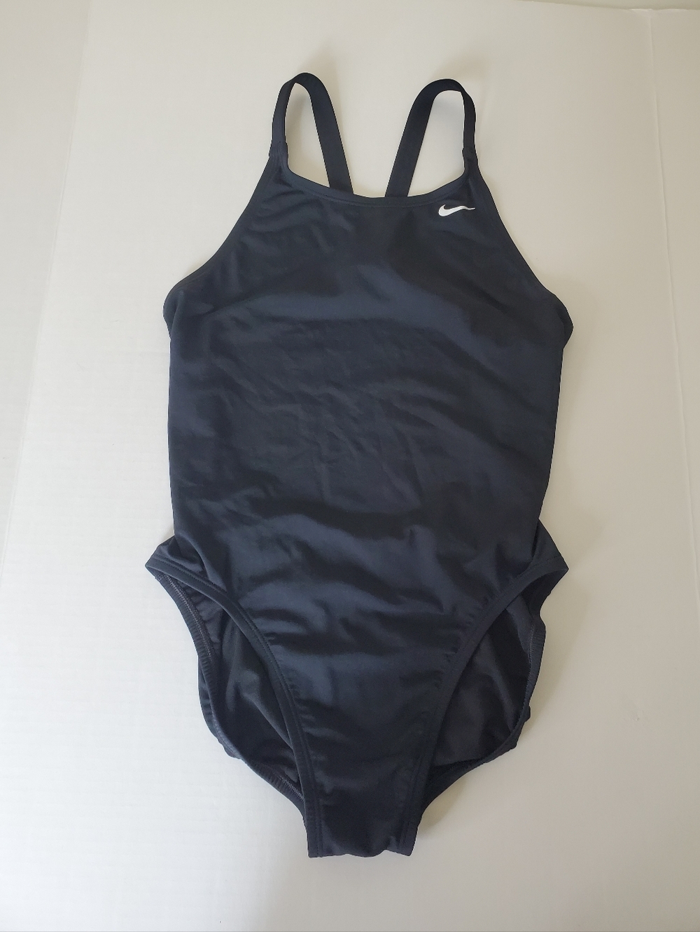 NIKE Women's Solid Black Hydrastrong Fastback One Piece Swimsuit Size 10